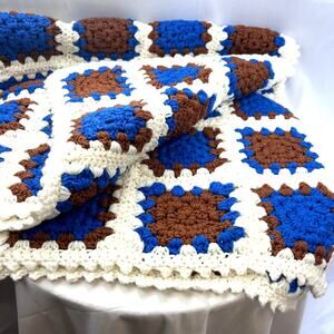 Afghan Handmade USA Blue Brown Ivory 93 x 58 bedding throw blanket